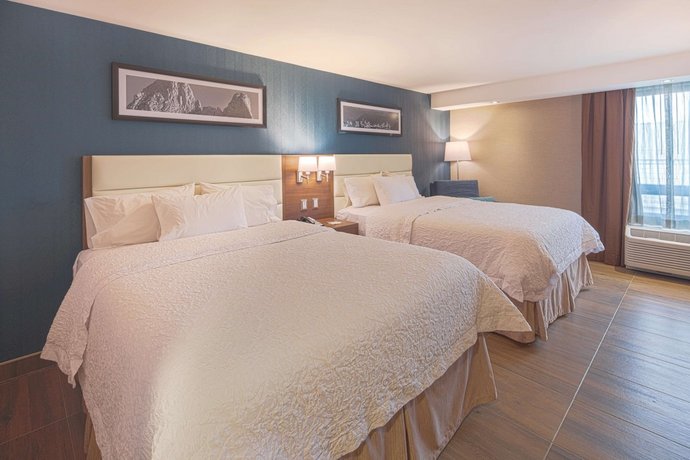 Hampton by Hilton Monterrey Galerias