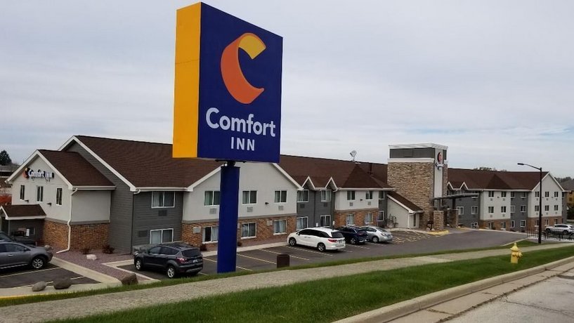 Comfort Inn Waukesha Compare Deals