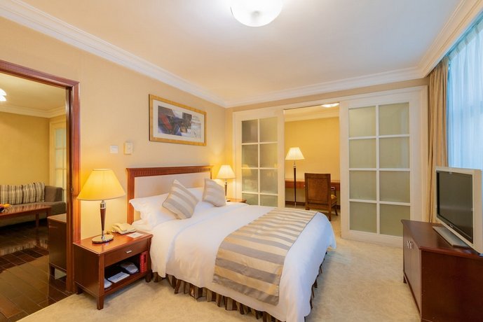 Shenzhen Dongmen Metropark Suites Hotel