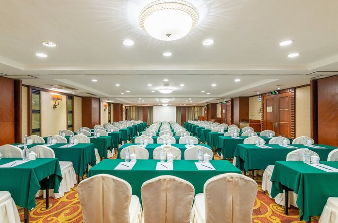 Shenzhen Dongmen Metropark Suites Hotel