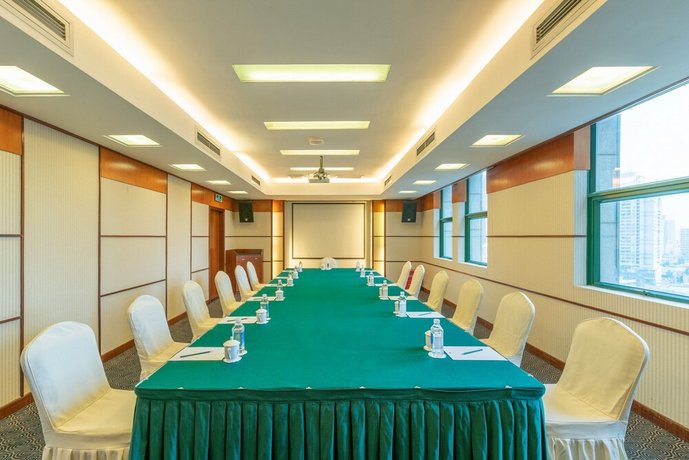 Shenzhen Dongmen Metropark Suites Hotel