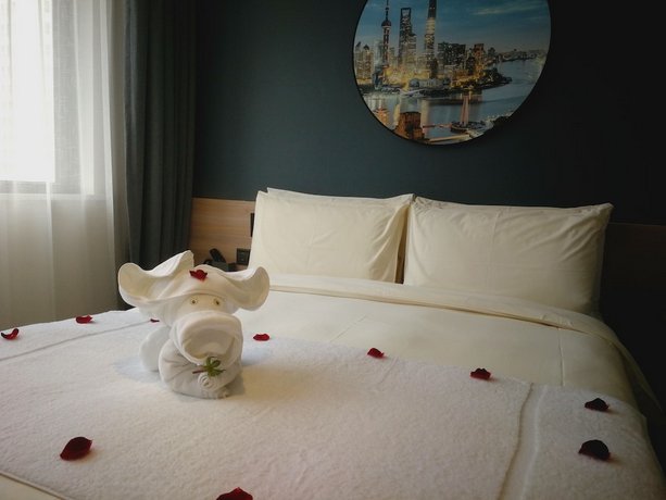 Shanghai Little Lujiazui Qingju Homestay