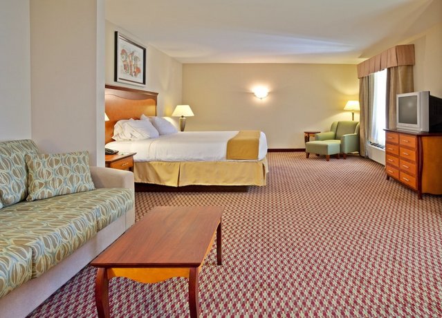 Holiday Inn Express Hotel & Suites Birmingham - Inverness 280