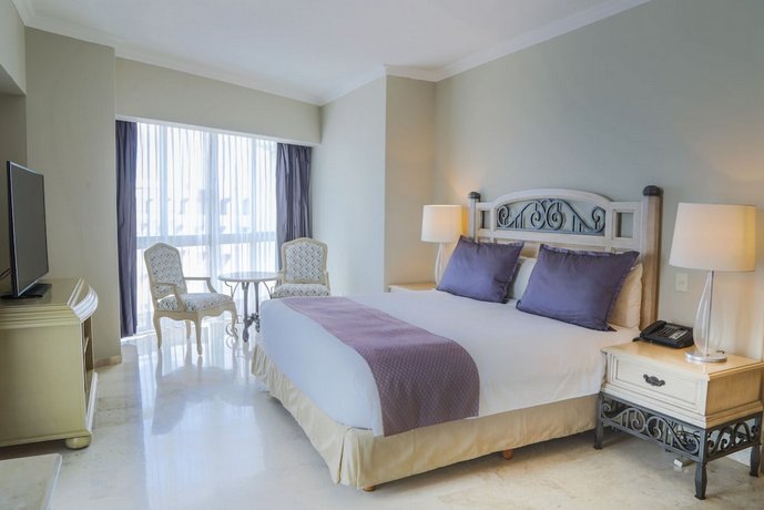 Sandos Cancun Lifestyle Resort