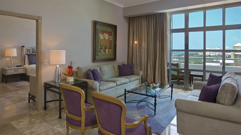 Sandos Cancun Lifestyle Resort