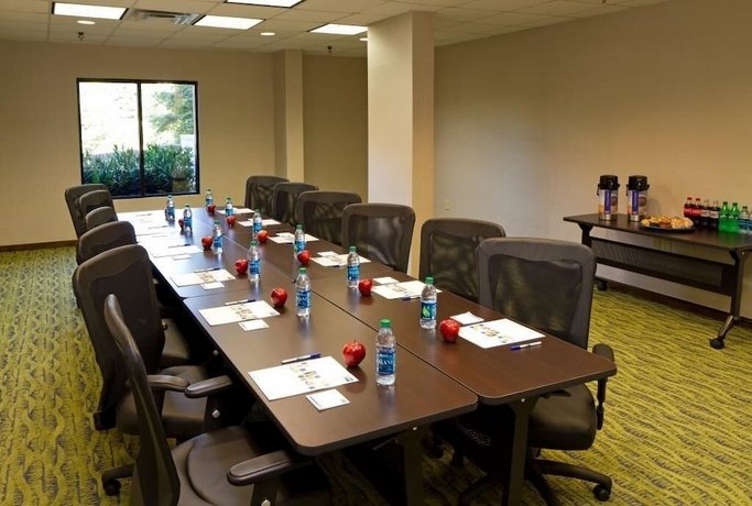 Holiday Inn Express Hotel & Suites Greenville-Downtown