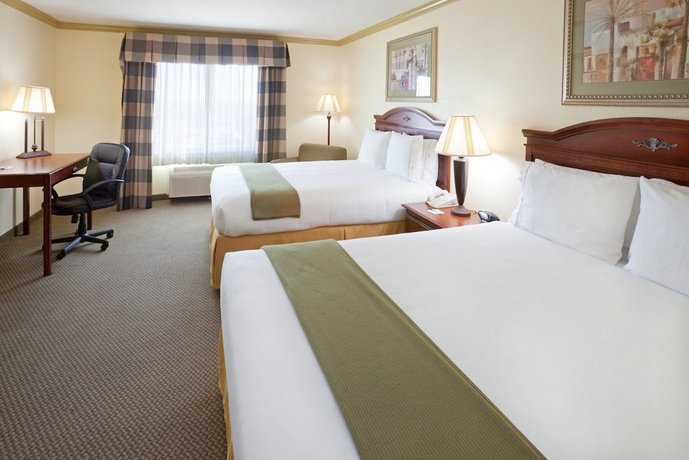 Holiday Inn Express & Suites Lake Worth Nw Loop 820