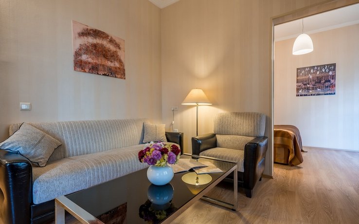 Iliani Hotel
