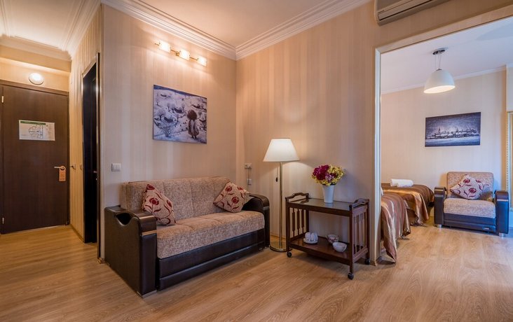 Iliani Hotel