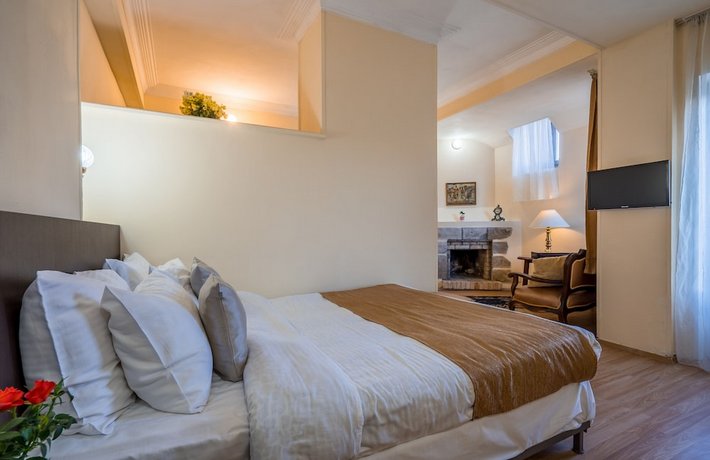Iliani Hotel