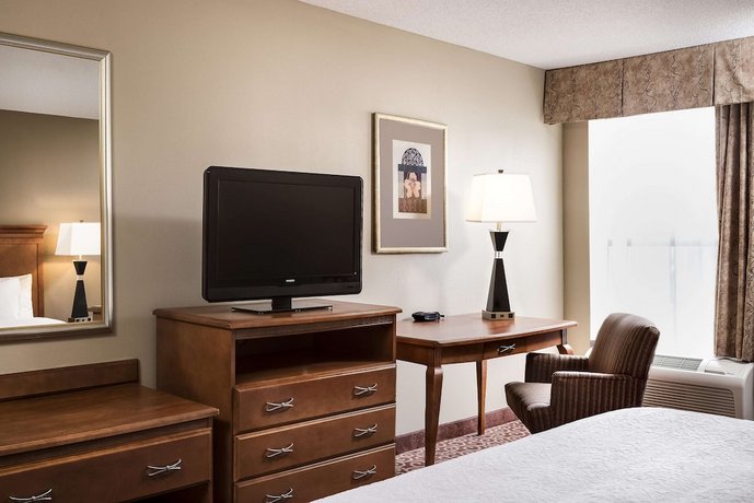 Hampton Inn South Heritage Park
