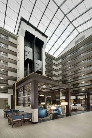 Embassy Suites Columbus Columbus
