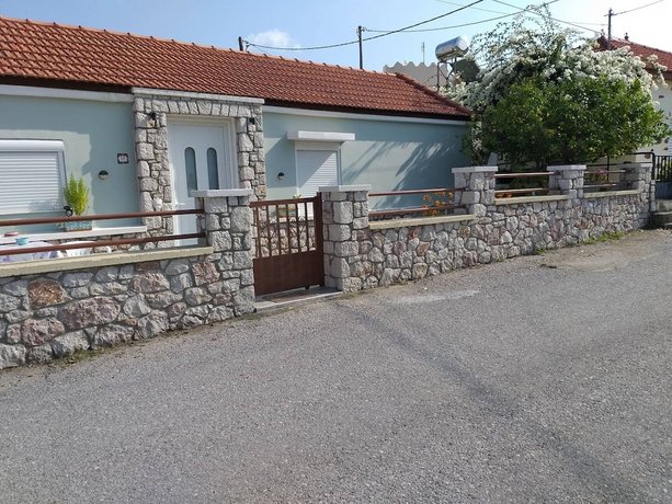 Anastasia's Holiday Home