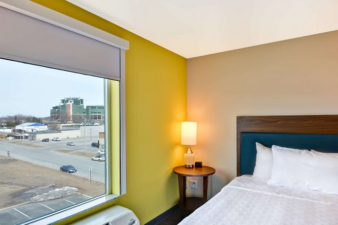 Home2 Suites Green Bay