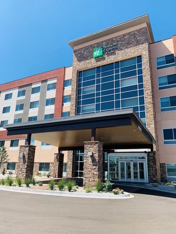 Holiday Inn Express & Suites - Aurora Medical Campus