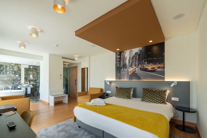 America Diamonds Hotel