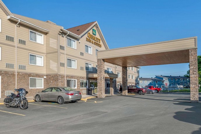 Quality Inn & Suites Bathurst