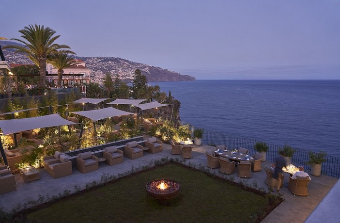 Les Suites at Cliff Bay Portobay
