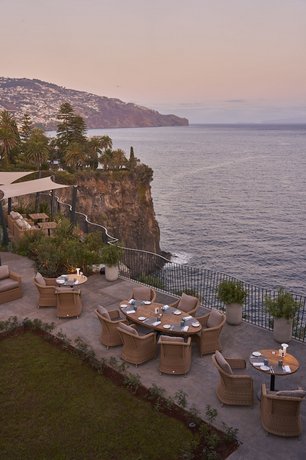 Les Suites at Cliff Bay Portobay