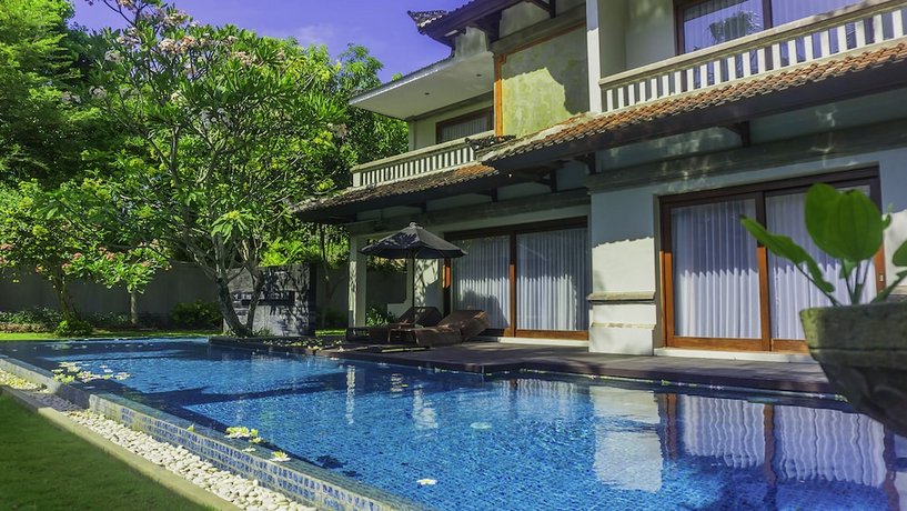 Grand Whiz Hotel Nusa Dua Bali