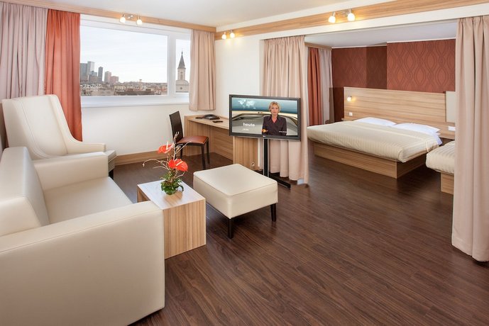 Star Inn Hotel Wien Schonbrunn by Comfort