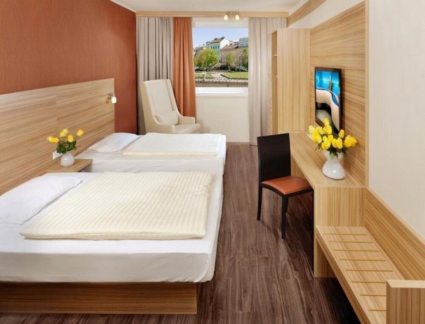 Star Inn Hotel Wien Schonbrunn by Comfort