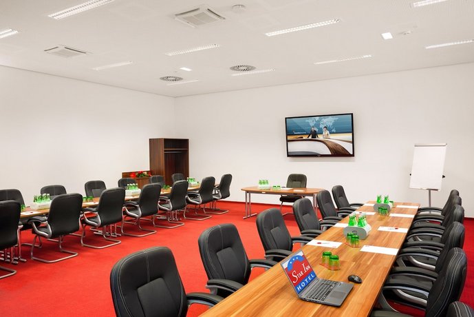 Star Inn Hotel Wien Schonbrunn by Comfort