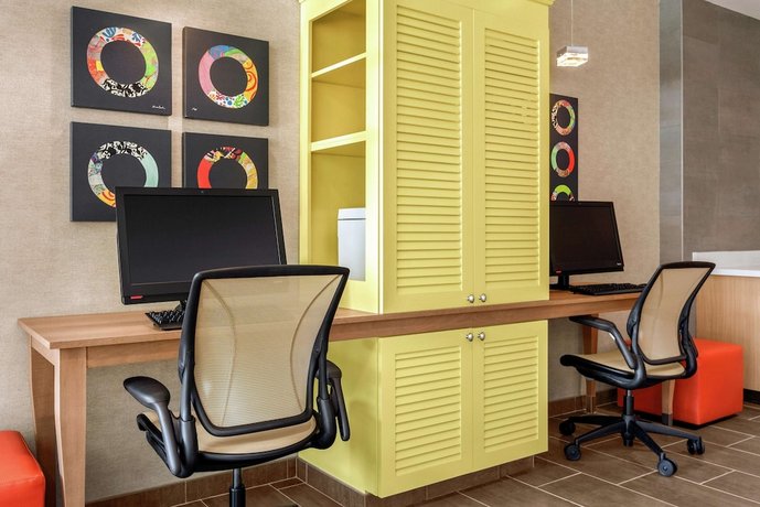 Home2 Suites By Hilton Sarasota Bradenton Airport