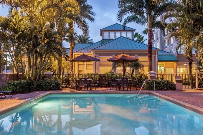 Hilton Garden Inn Fort Myers Compare Deals