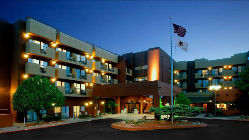 DoubleTree by Hilton Santa Fe