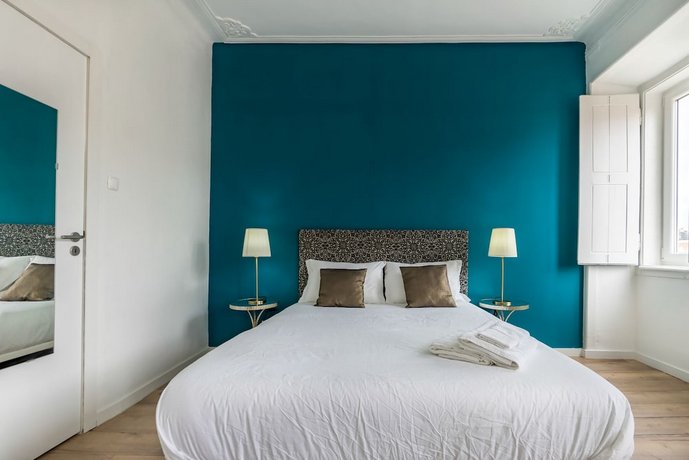 The Color Suites & Rooms