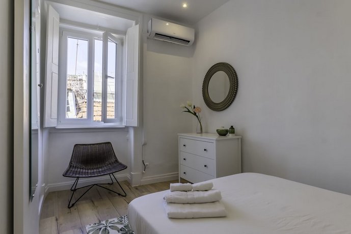 The Color Suites & Rooms