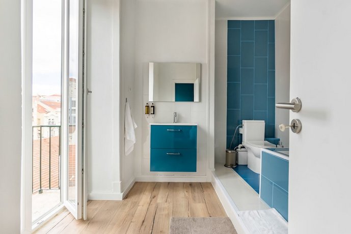 The Color Suites & Rooms