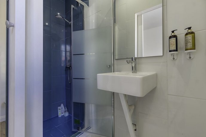 The Color Suites & Rooms
