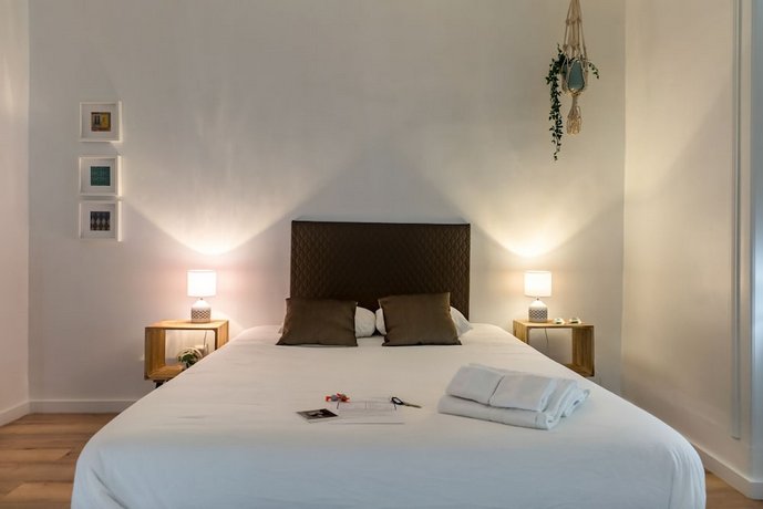The Color Suites & Rooms