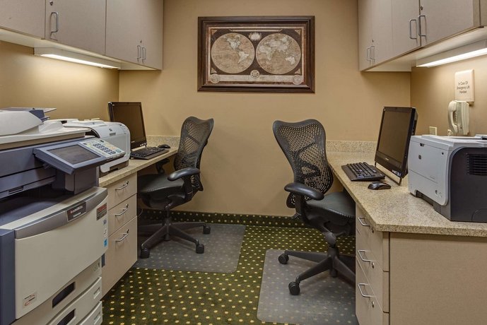 Hilton Garden Inn Cleveland Airport