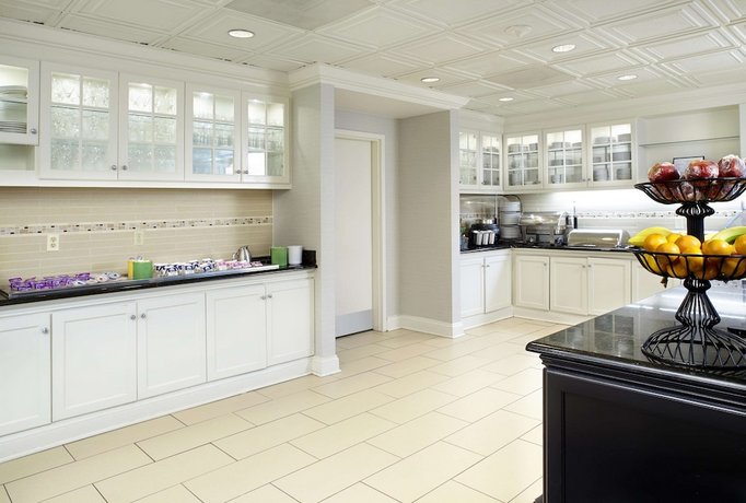 Homewood Suites by Hilton Charlotte Airport Charlotte