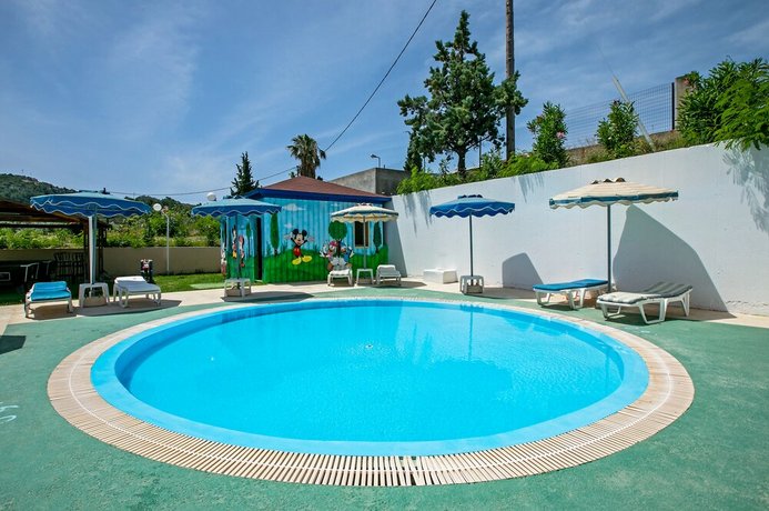 Lymberia Hotel