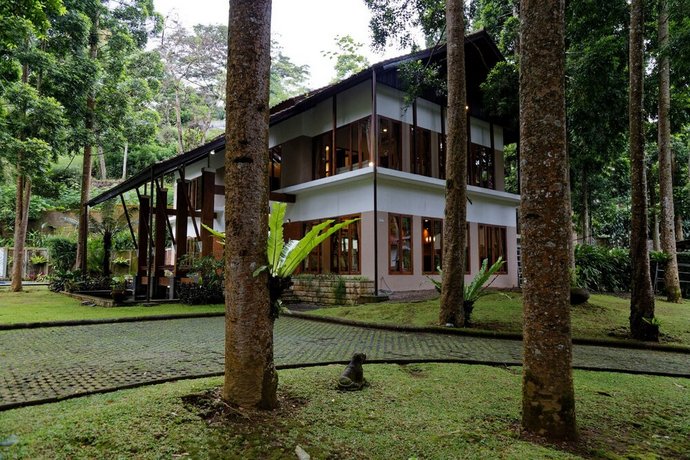 Villa Puncak by Plataran