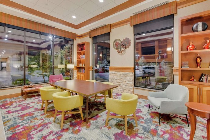 Hilton Garden Inn Milwaukee Airport Compare Deals