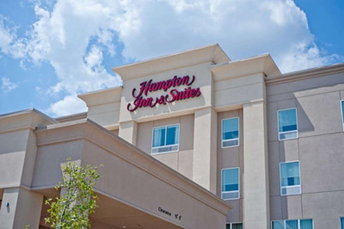 Hampton Inn & Suites Denison