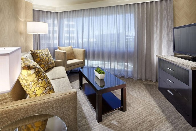 DoubleTree by Hilton LAX - El Segundo