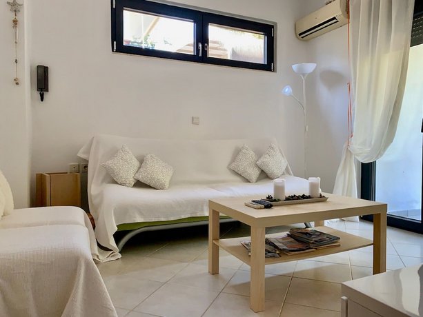 Chris Apartments Rhodes