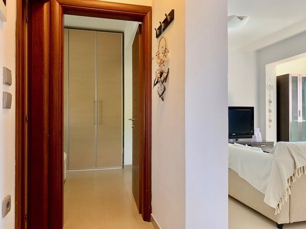 Chris Apartments Rhodes