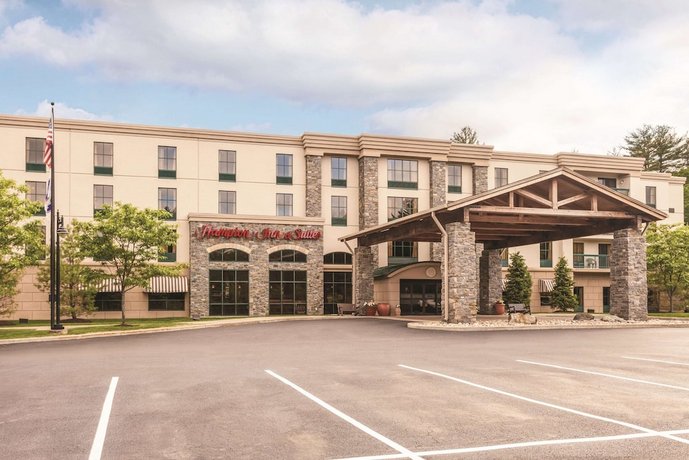 Hampton Inn & Suites Lake George