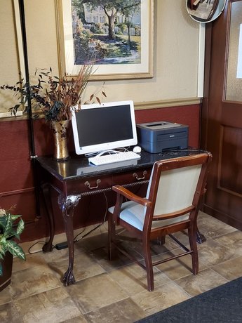 Fireside Inn and Suites