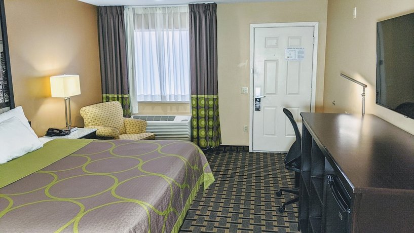 Super 8 by Wyndham Houston/Willowbrook Hwy 249