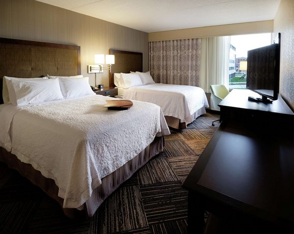 Hampton Inn Green Bay Downtown