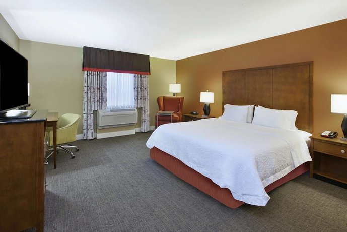 Hampton Inn & Suites Wichita-Northeast