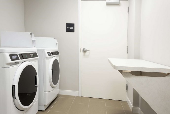 Hampton Inn and Suites Jacksonville/Orange Park FL
